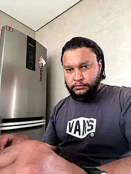 Snapshot of LoboCachorro chatting on October 30, 1:09 pm LoboCachorro online show from October 30, 1:09 pm