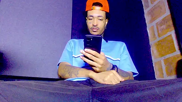 Anaconda larga online show from February 19, 2:14 pm