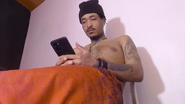 Anaconda larga online show from April 18, 3:25 pm