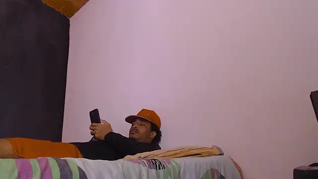 Anaconda larga online show from March 14, 2:45 pm