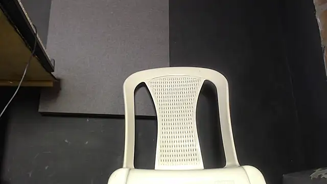 Anaconda larga online show from March 8, 4:21 pm