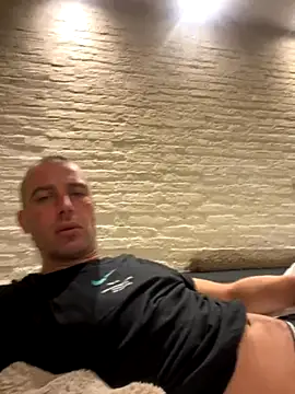 Rotteei1 online show from November 23, 4:00 am