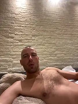 Rotteei1 online show from November 9, 5:44 am