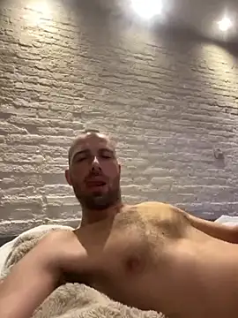 Rotteei1 online show from November 18, 5:33 am