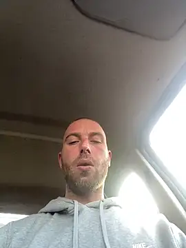 Rotteei1 online show from December 21, 9:55 am