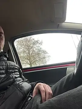 Snapshot of Rotteei1 chatting on February 10, 11:42 am Rotteei1 online show from February 10, 11:42 am