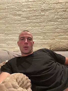 Rotteei1 online show from October 18, 3:25 pm