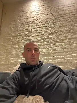 Rotteei1 online show from November 26, 8:31 pm