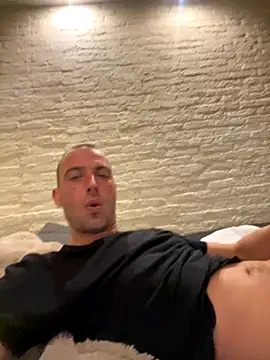 Rotteei1 online show from November 6, 7:07 pm