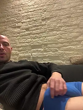 Rotteei1 online show from March 25, 5:45 pm