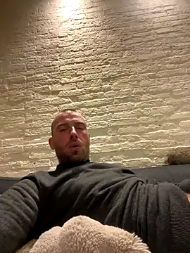 Rotteei1 online show from November 20, 5:46 pm