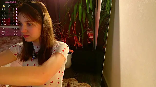 your lunalike online show from November 12, 6:45 pm