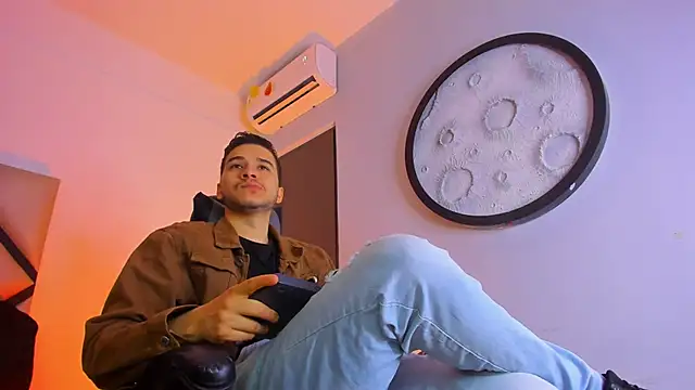 mike 257 online show from January 12, 12:01 pm