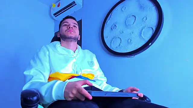 mike 257 online show from February 24, 11:44 am