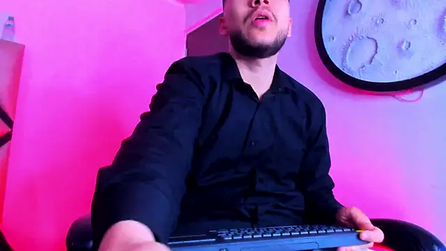 mike 257 online show from March 26, 11:41 am