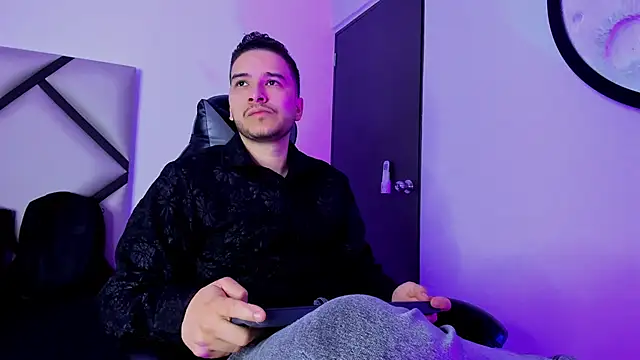 mike 257 online show from October 28, 11:42 am