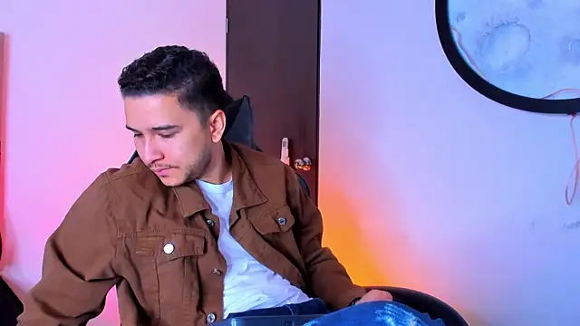 mike 257 online show from November 12, 11:47 am