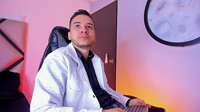 mike 257 online show from November 19, 12:05 pm