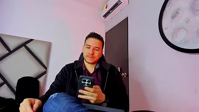 mike 257 online show from October 24, 11:53 am