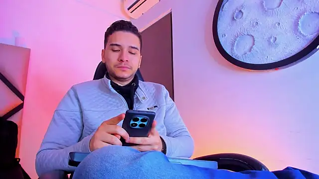 mike 257 online show from January 9, 11:50 am