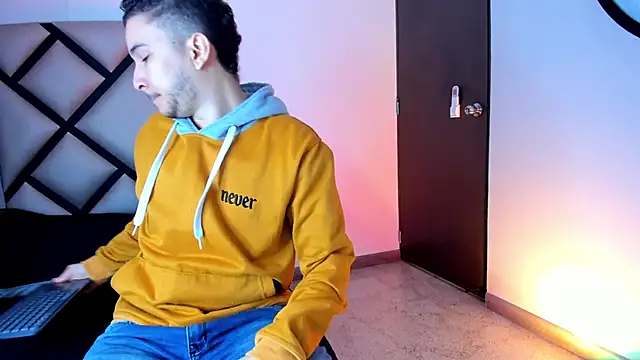 mike 257 online show from November 27, 11:54 am