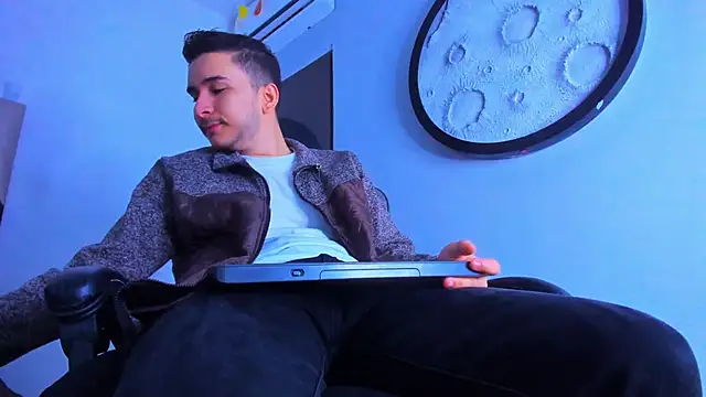 mike 257 online show from January 10, 12:11 pm