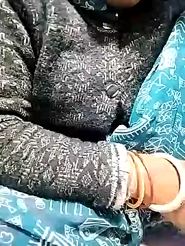 Hot cauple indian online show from February 12, 5:13 pm