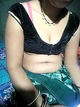 Hot cauple indian online show from May 3, 1:44 am