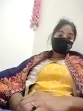 Hot Angle online show from December 21, 1:02 pm