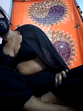 Hot Angle online show from March 12, 1:00 am