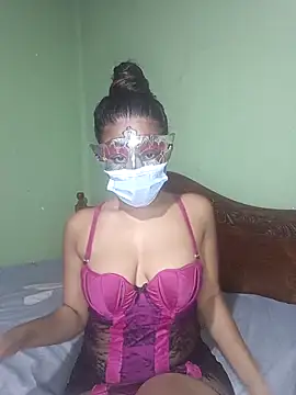Snapshot of tinu_shalsha chatting on April 21, 3:18 pm tinu shalsha online show from April 21, 3:18 pm