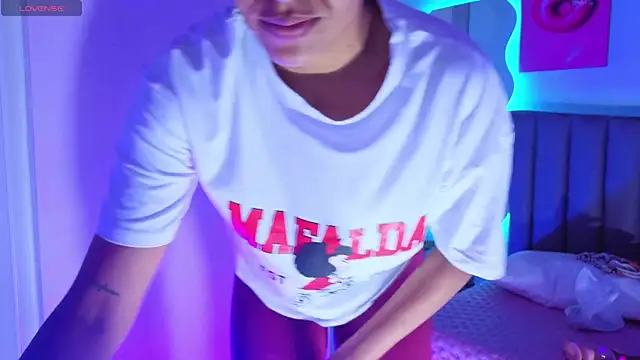 Aria Russo online show from April 8, 2:29 pm