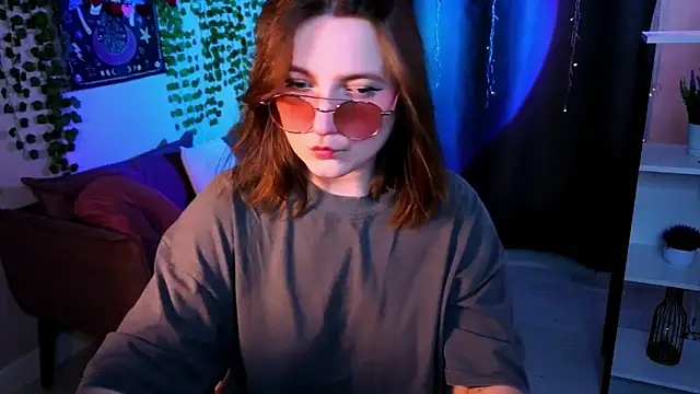 Snapshot of fairy_tara chatting on July 15, 2:46 pm fairy tara online show from July 15, 2:46 pm
