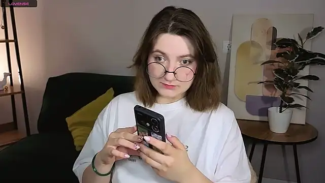 fairy tara online show from March 1, 10:10 pm