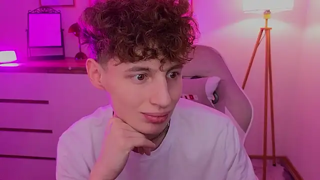 crisp1n online show from February 22, 6:16 am