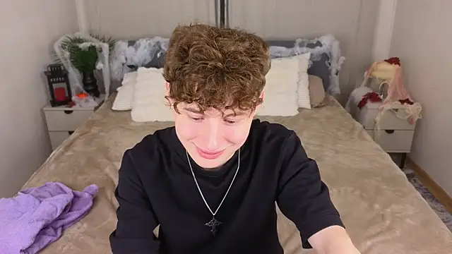 crisp1n online show from October 30, 3:09 pm