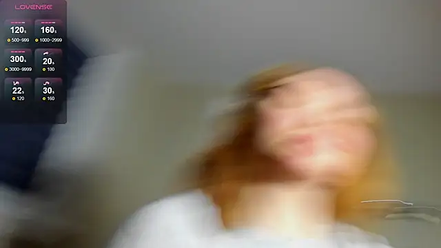 EmiliaRhodes online show from January 14, 5:49 pm