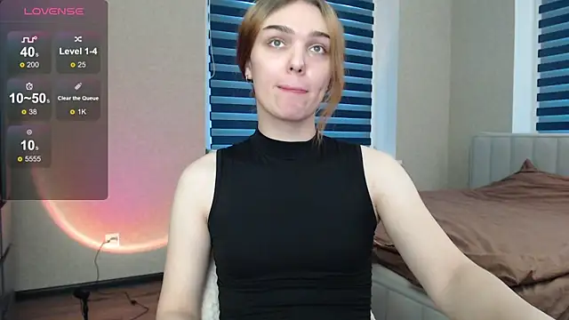 EmiliaRhodes online show from November 23, 2:16 pm