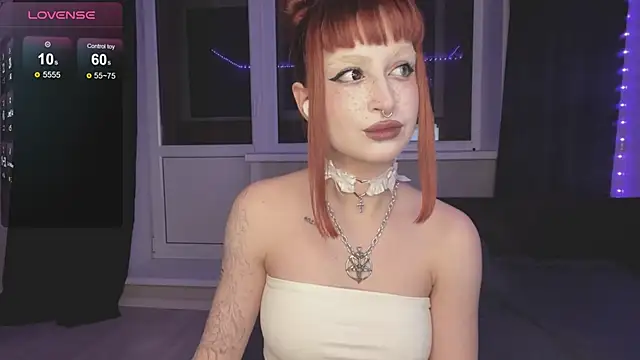 Snapshot of Sunnycindy_luv chatting on October 29, 7:02 pm Sunnycindy luv online show from October 29, 7:02 pm