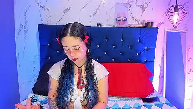 Dakotaa Johnson online show from March 26, 1:37 am