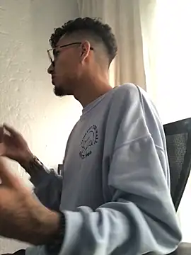 tian doyt69 online show from February 19, 9:45 pm