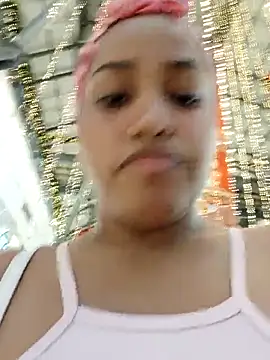 Snapshot of NahomiWalker_ chatting on November 11, 12:05 am NahomiWalker online show from November 11, 12:05 am