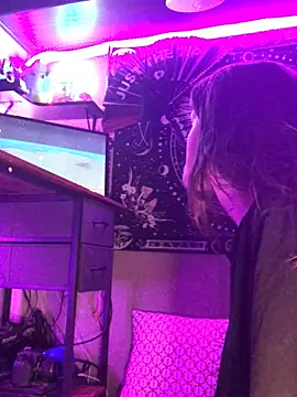 Thedeepwebcutie online show from May 21, 3:15 am