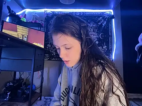 Thedeepwebcutie online show from May 5, 7:00 am