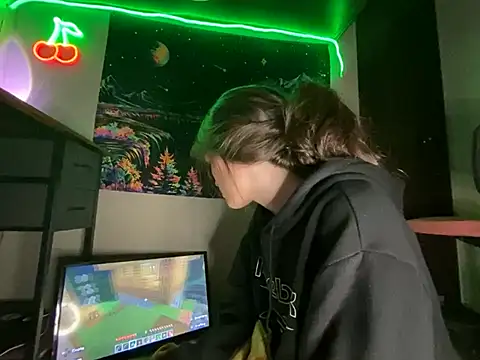 Thedeepwebcutie online show from March 25, 8:35 am