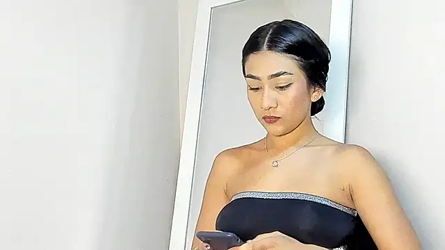 elissaWhite online show from May 4, 10:34 pm