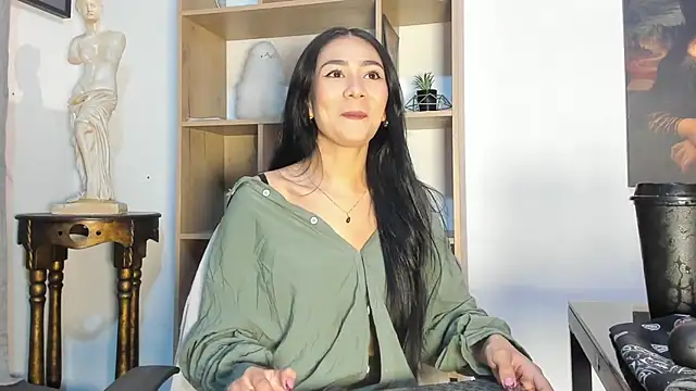 elissaWhite online show from February 18, 12:41 am