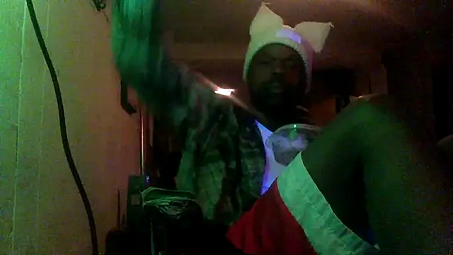 misterincred online show from December 1, 3:18 am