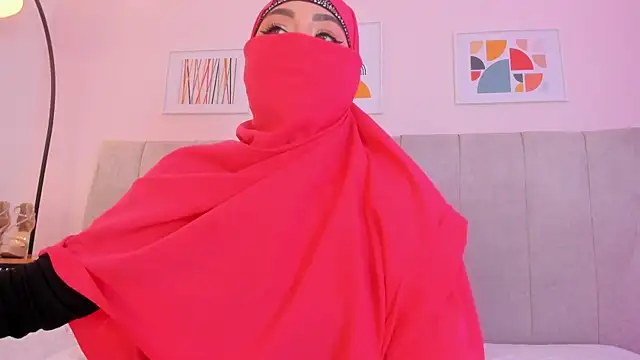 fatiima  online show from March 16, 7:05 pm