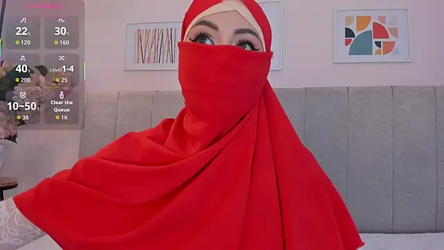 fatiima  online show from February 9, 7:01 pm